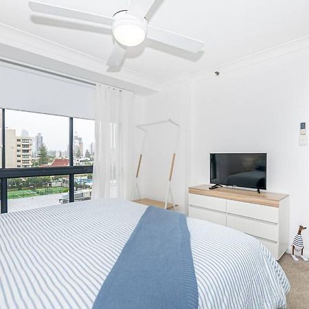 Broadbeach Victoria Square Gold Coast Exterior foto