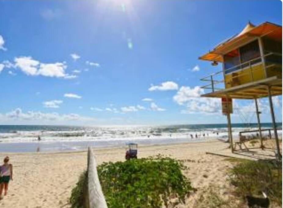 Broadbeach Victoria Square Gold Coast Exterior foto